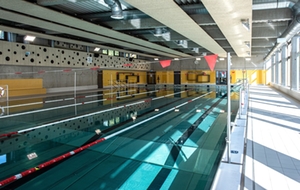 Schulschwimmhalle